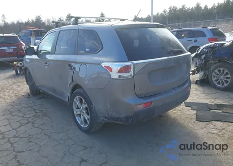 2014 Mitsubishi Outlander Se z USA, uszkodzony, nr VIN JA4AZ3A30EZ009721